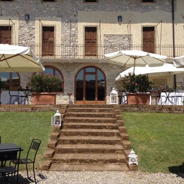 Villa Redona，位于Entratico的酒店