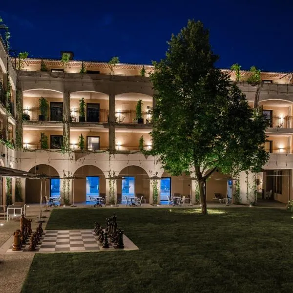 Hotel du Roi & Spa by SOWELL COLLECTION，位于Malves-en-Minervois的酒店