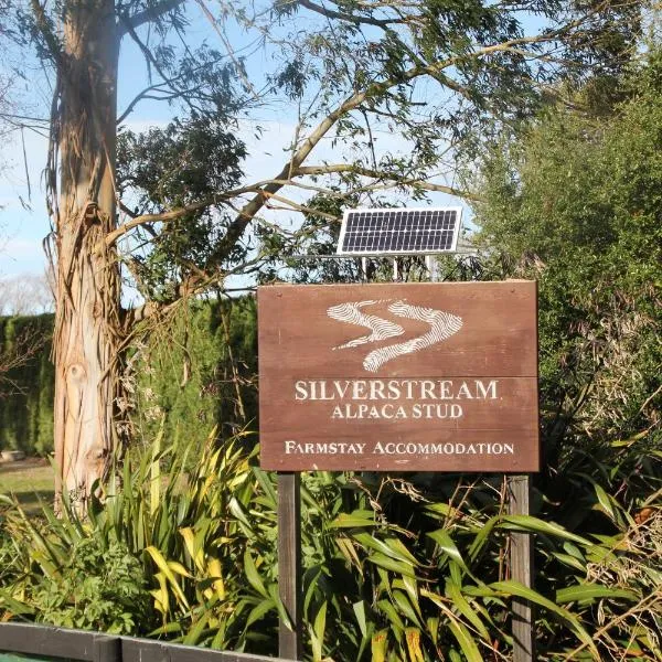 Silverstream Alpaca Farmstay & Tour，位于Woodend的酒店