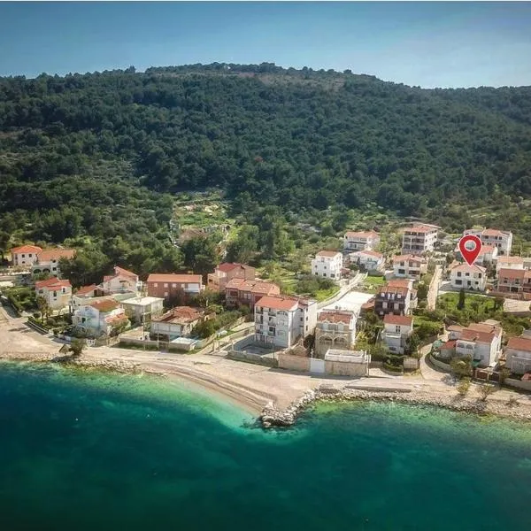 Holiday home Sego，位于斯拉汀的酒店