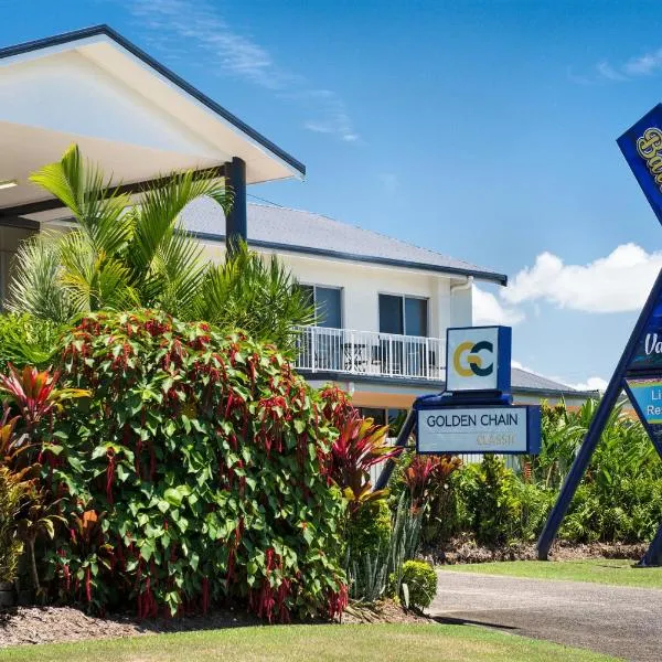 堡礁因尼斯费尔汽车旅馆，位于Mena Creek的酒店