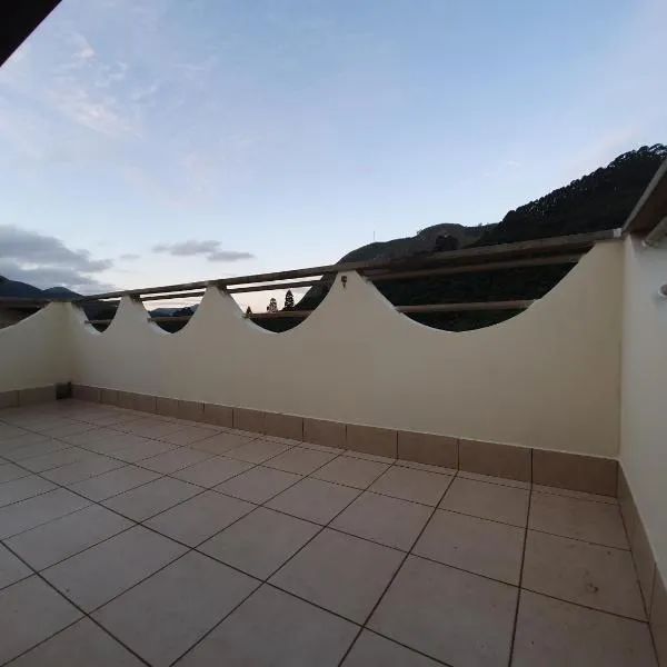 Apartamento Vista da Montanha，位于卡舒埃拉斯迪马卡库的酒店