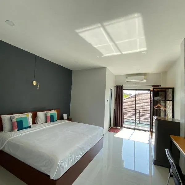 DD Modern House，位于素叻的酒店