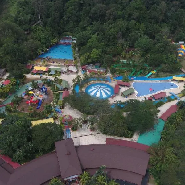武吉美拉长湖度假酒店，位于Simpang Ampat Semanggol的酒店