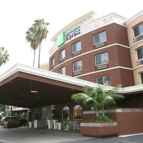圣迭戈南丘拉维斯塔智选假日酒店，位于奥泰梅沙的酒店