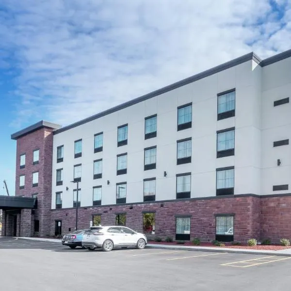 Cobblestone Hotel & Suites - Janesville，位于简斯维尔的酒店
