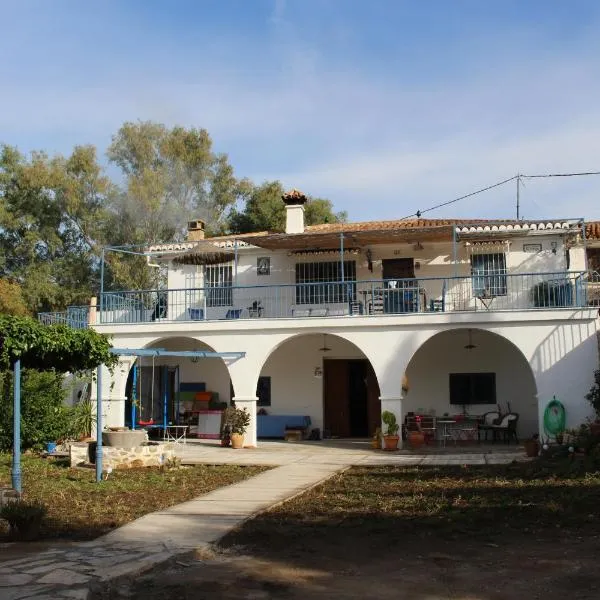 Cortijo el Puente，位于比纽埃拉的酒店