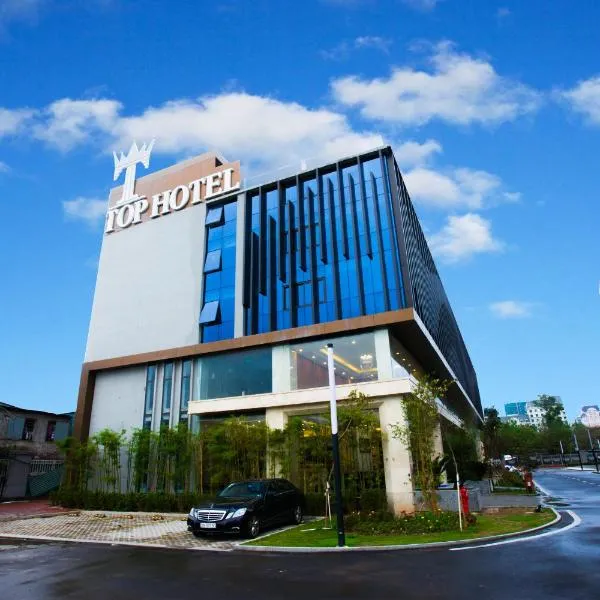 托普酒店，位于Xóm Chua Thanh的酒店