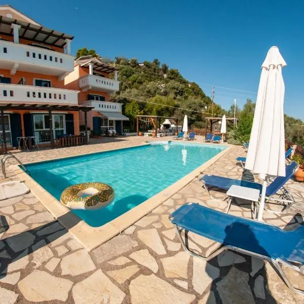 Ithaki Holidays，位于雷夫卡达镇的酒店