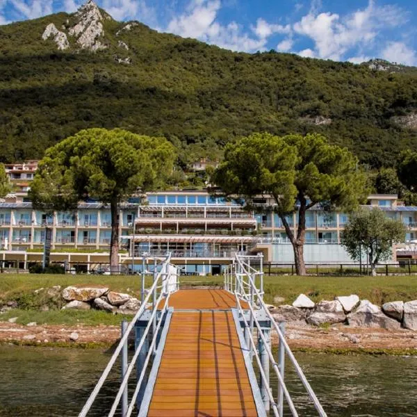 科卡皇家泰式温泉酒店，位于Monte Isola的酒店