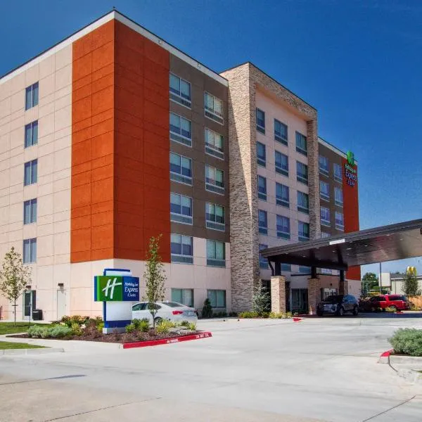 Holiday Inn Express & Suites Moore, an IHG Hotel，位于俄克拉何马城的酒店