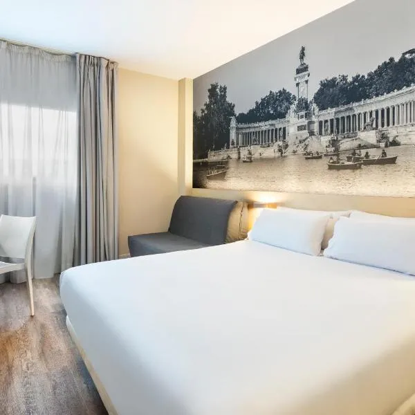 B&B HOTEL Madrid Aeropuerto T1 T2 T3，位于哈拉马河畔帕拉库埃略斯的酒店