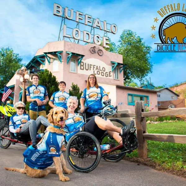 Buffalo Lodge Bicycle Resort - Amazing access to local trails & the Garden，位于科罗拉多斯普林斯的酒店