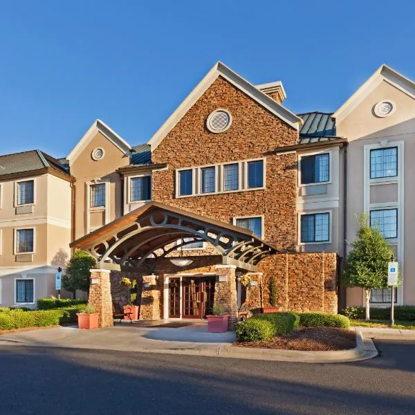 Staybridge Suites - Charlotte Ballantyne by IHG，位于夏洛特的酒店