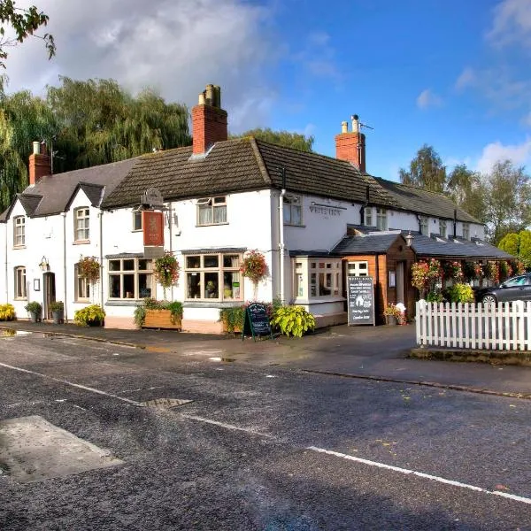 The White Lion Inn，位于梅尔顿莫布雷的酒店