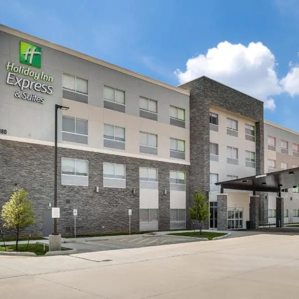 Holiday Inn Express & Suites - Denton South, an IHG Hotel，位于Oak Point的酒店