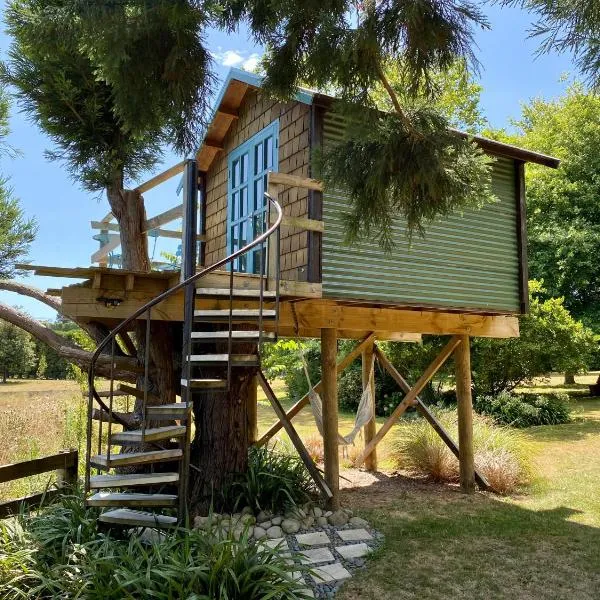 Tui Ridge Eco Cabins，位于Aongatete的酒店