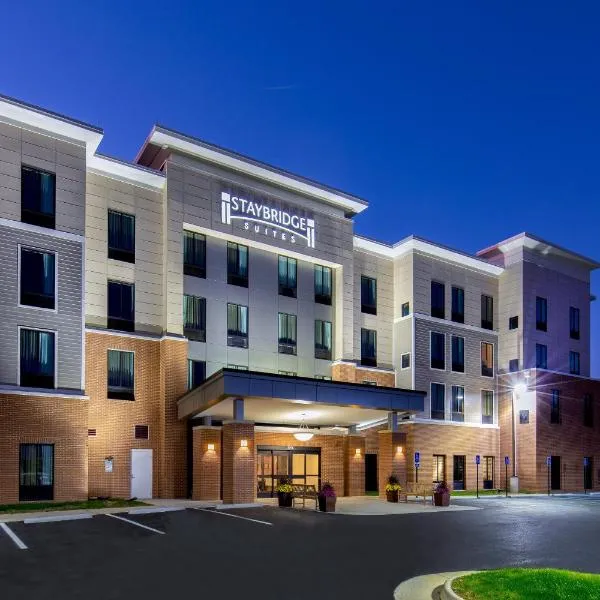 Staybridge Suites Charlottesville Airport, an IHG Hotel，位于Barboursville的酒店