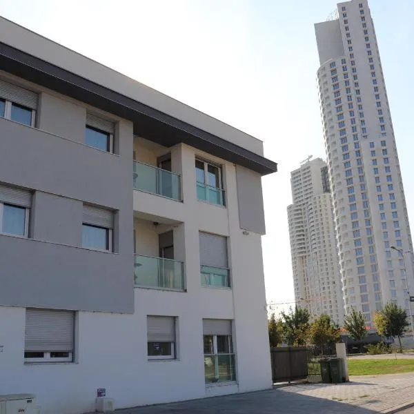 Foxxy Luxury Apartments，位于斯科普里的酒店