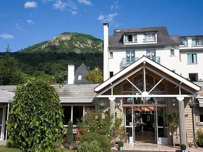 莱斯西姆斯之家酒店，位于Préchac的酒店