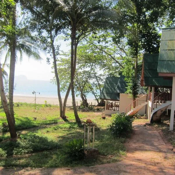 Cameron Island Resort，位于Ban Bawi的酒店