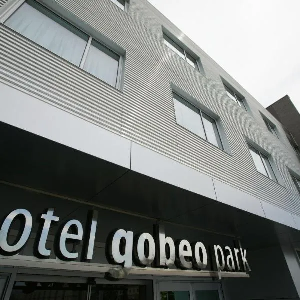 戈贝欧公园酒店，位于Elosu的酒店