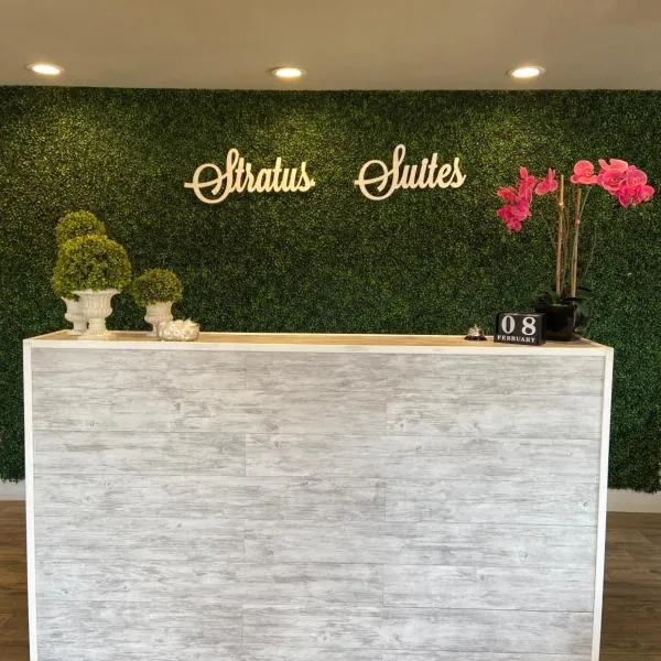 Stratus Suites Boutique Hotel，位于Kempner的酒店
