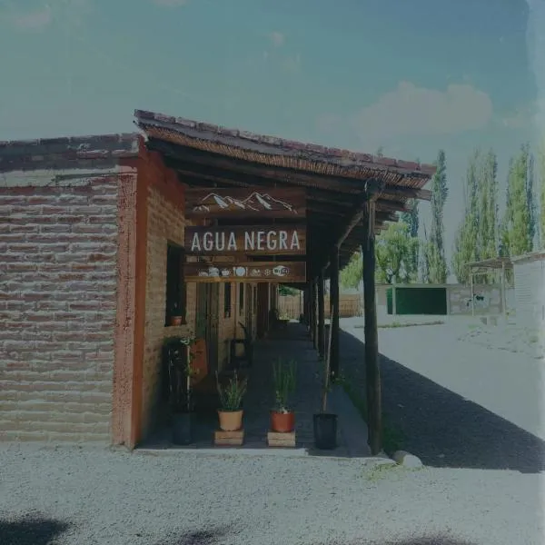 Agua Negra，位于Las Flores的酒店