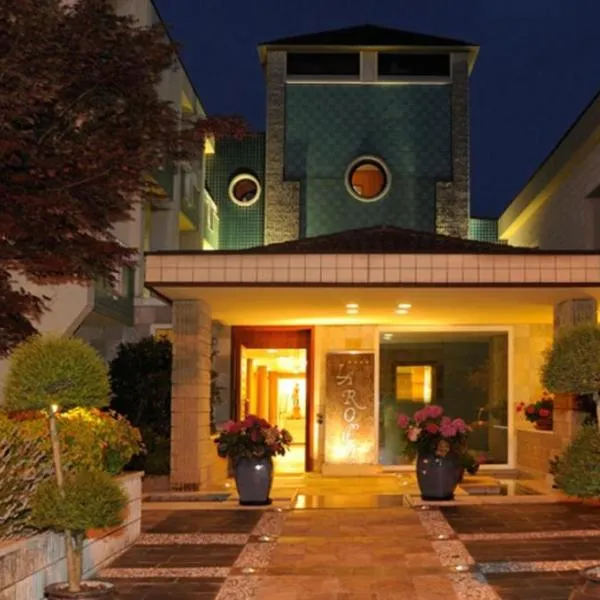 岩石旅馆，位于Badoere的酒店