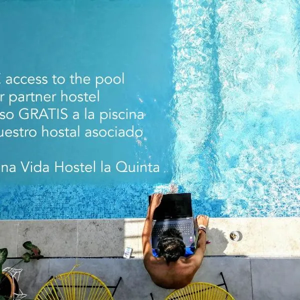 Bona Vida Hotel，位于El Horno的酒店