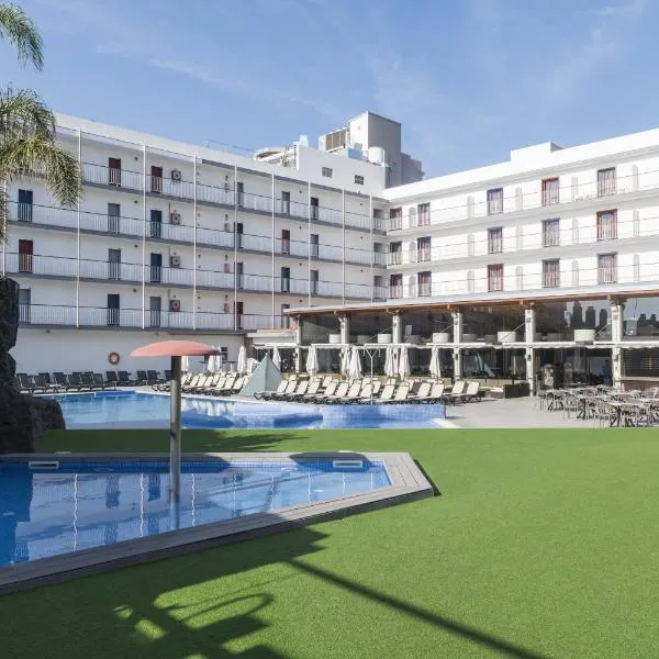 Hotel Papi Blau，位于San Poncio的酒店