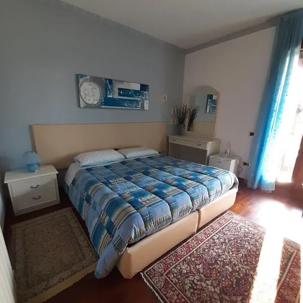 Le 3 Camelie Malpensa，位于Vanzaghello的酒店