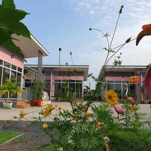 บ้านสวนนิสา，位于Ban Samae San的酒店