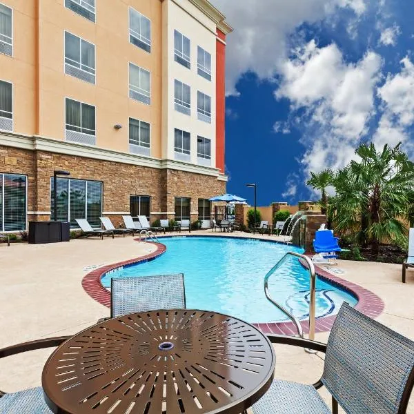 Clarion Hotel The Colony - Plano West，位于本殖民地的酒店