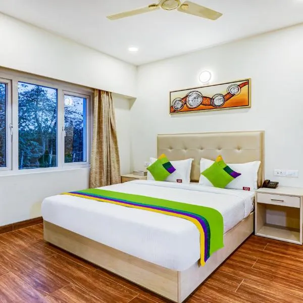 Treebo Galaxy Suites Mathikere，位于Nelamangala的酒店