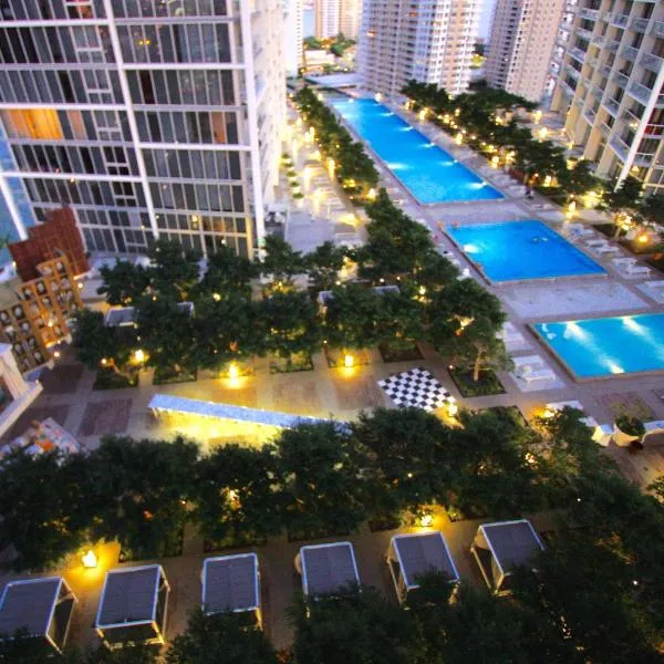 Luxury Waterfront Condo In The Urban Oasis At Icon-Brickell Free Spa，位于迈阿密的酒店