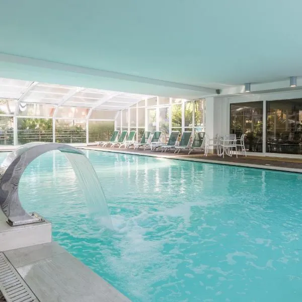 Hotel Bassetti，位于切尔维亚的酒店