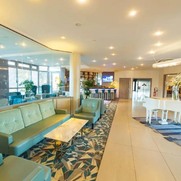 加埃夫勒宫贝斯特韦斯特酒店，位于埃夫勒的酒店