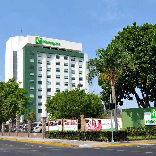 Holiday Inn Guadalajara Expo Plaza del Sol, an IHG Hotel，位于Los Gavilanes的酒店