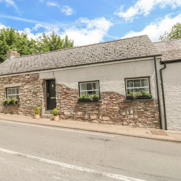 Snowdrop Cottage，位于拉恩的酒店