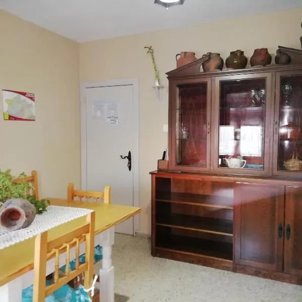 马克西祖母乡村旅馆，位于Ríolobos的酒店