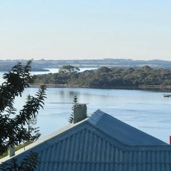 Bonnie View - a wonderful view up the river Experience Augusta，位于奥古斯塔的酒店