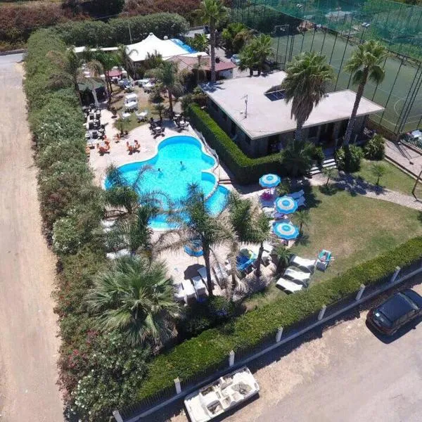 Il Geranio - Resort & Suites，位于阿奎多尔奇的酒店