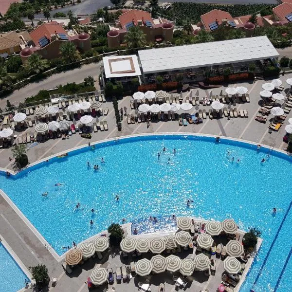 Alanya Goldcity 2 bedroom villa，位于卡吉柯克的酒店