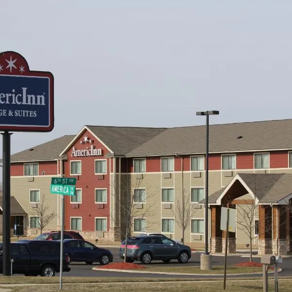 AmericInn by Wyndham Cedar Rapids Airport，位于Amana的酒店