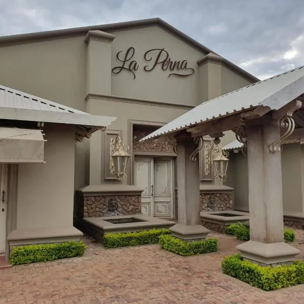 La-Perna Guesthouse and Venue，位于Lavenir的酒店