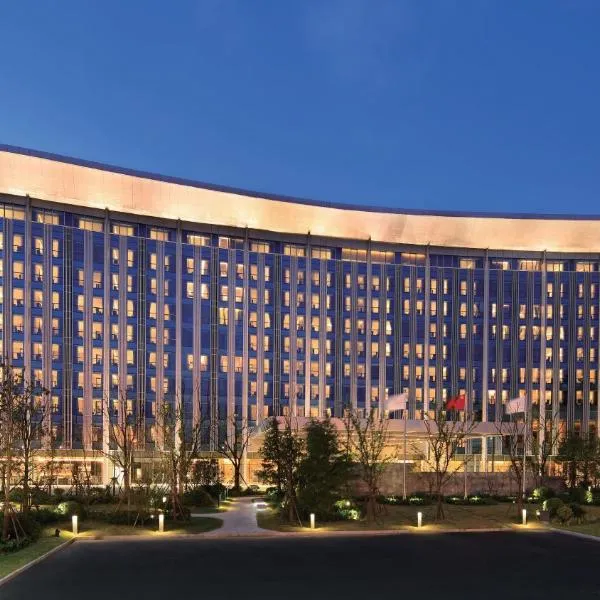 国家会展中心上海洲际酒店，位于观音堂的酒店