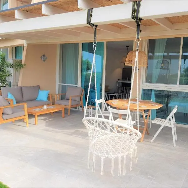 Suite paradise - E013 garden apartment，位于Shekhunat Bet Eli‘ezer的酒店