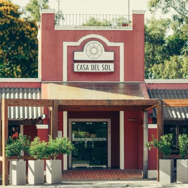 Casa del Sol Hotel & Restaurante，位于Artilleros的酒店