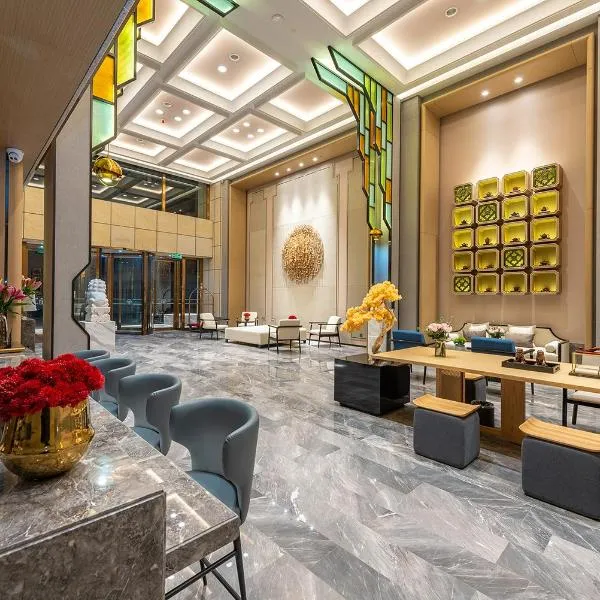 Metropolo Jingjiang Hotels- JiangNan market ShuangLong，位于Lishui的酒店